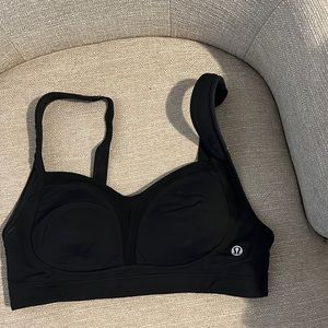 Lululemon bra 32c